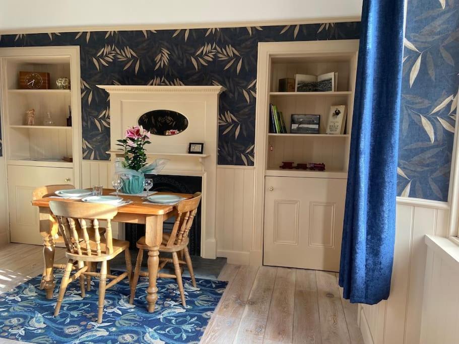 Signalman'S Cottage In Clachnaharry South Kessock Exteriör bild